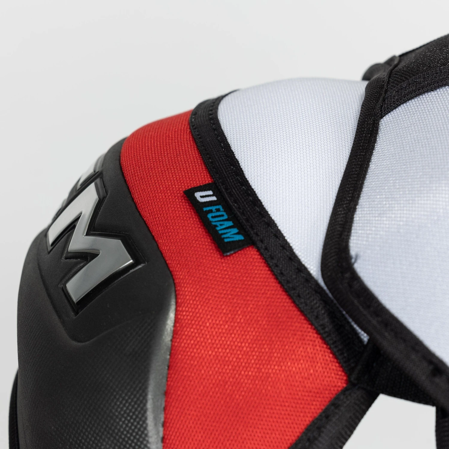 CCM Jetspeed FT6 Senior Hockey Shoulder Pads 7 CCM Jetspeed FT6 Senior Hockey Shoulder Pads - Image 7