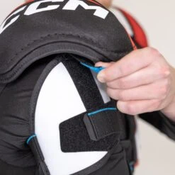 CCM Jetspeed FT680 Junior Hockey Shoulder Pads -PowerShot CCM Deals Store ccm shoulder pads ccm jetspeed ft680 junior hockey shoulder pads 30397940334658